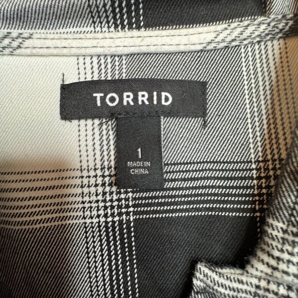 Torrid Plaid Flannel Anorak Jacket Plus Size 1X Hooded Longline Academia Hipster - Picture 13 of 14